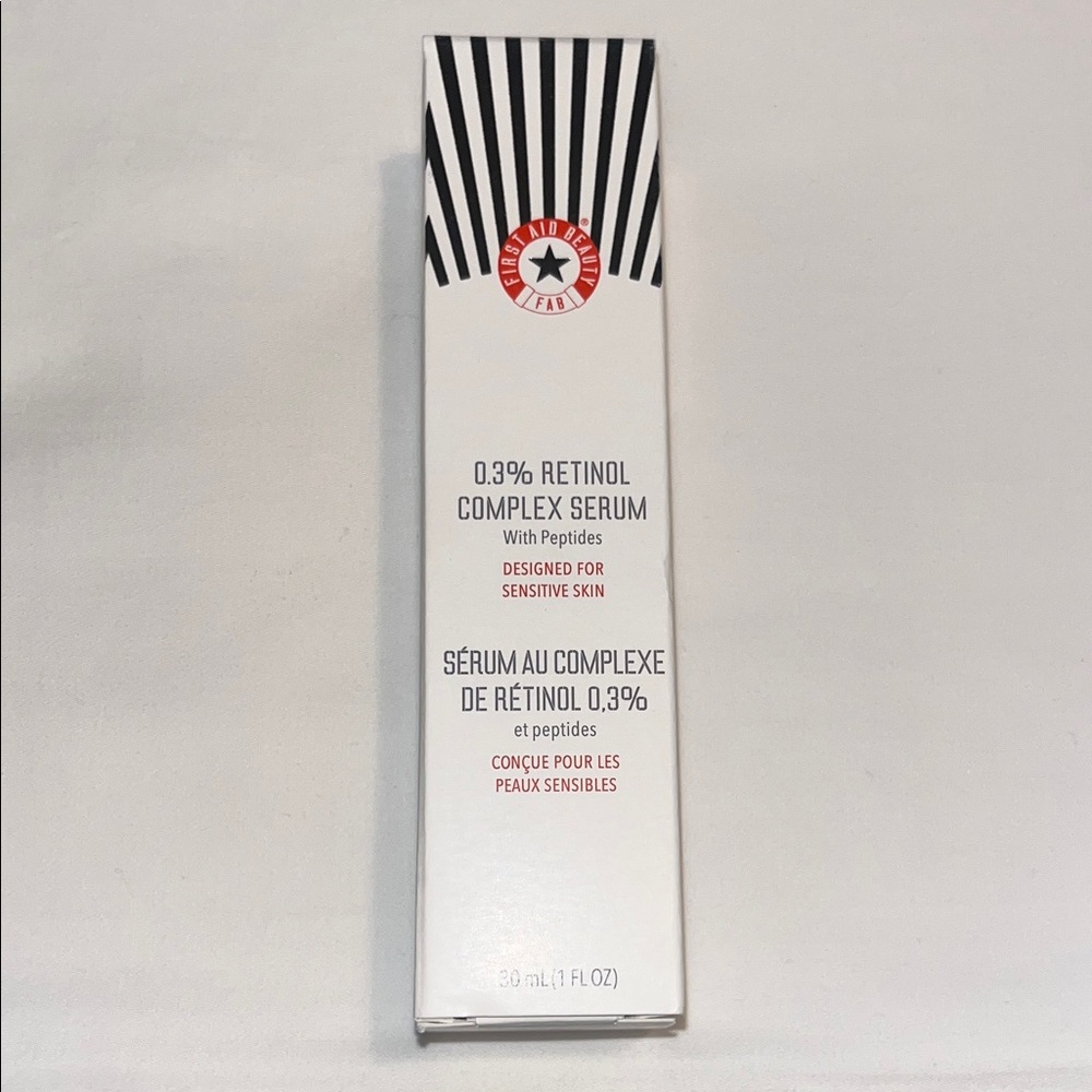 First Aid Beauty 0.3% Retinol Complex Serum - White and Red